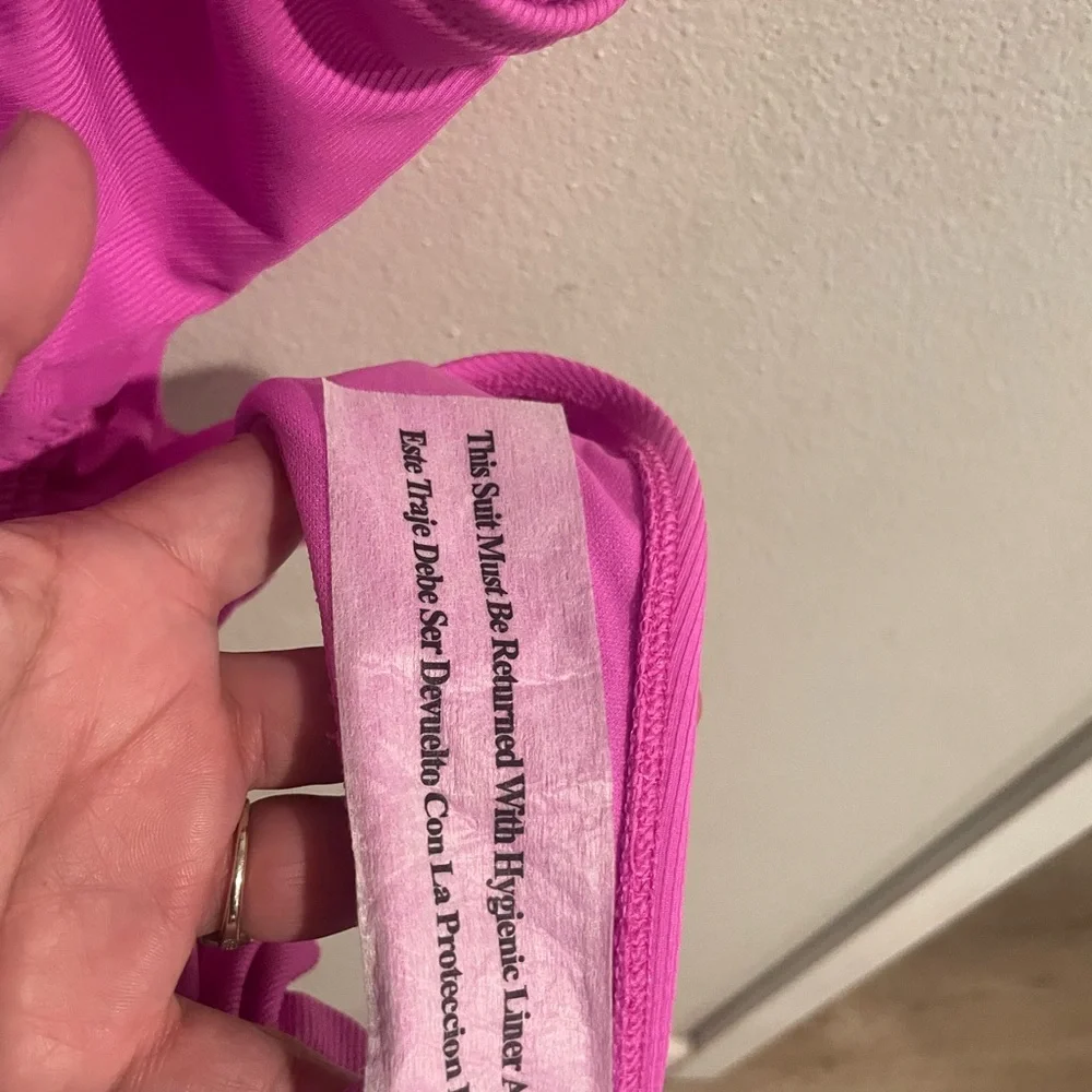 NWT Shade & Shore‎ Bright Pink One Piece Bikini Size Small